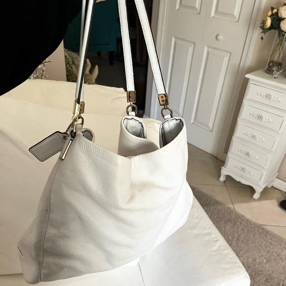 Coach White Bag - Picture 7 of 12
